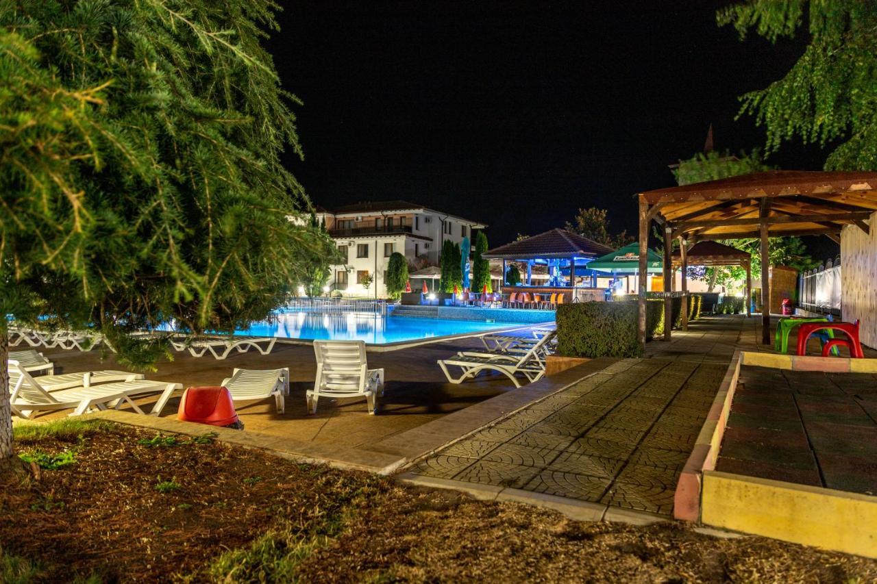 Harmony Hills Kolevi Apartments Рогачево Екстер'єр фото