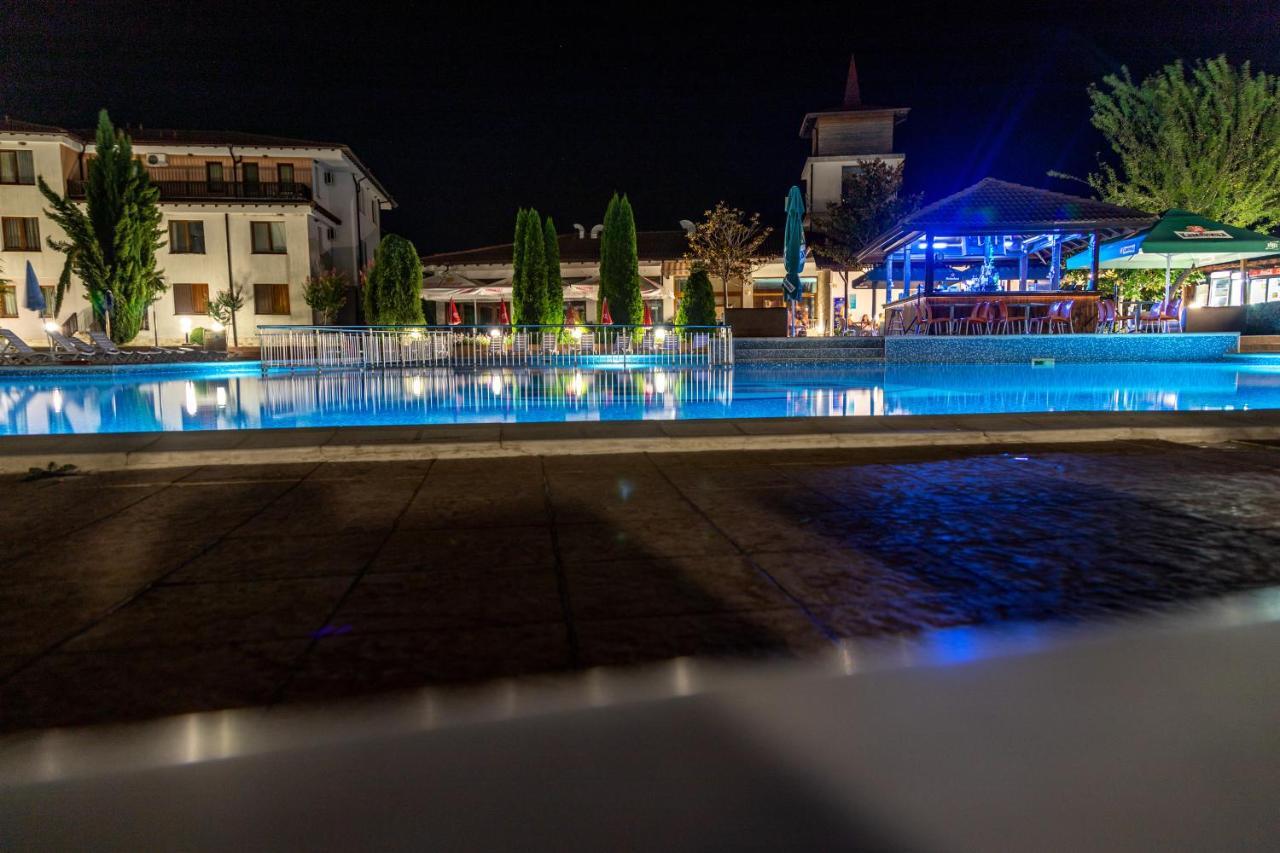 Harmony Hills Kolevi Apartments Рогачево Екстер'єр фото